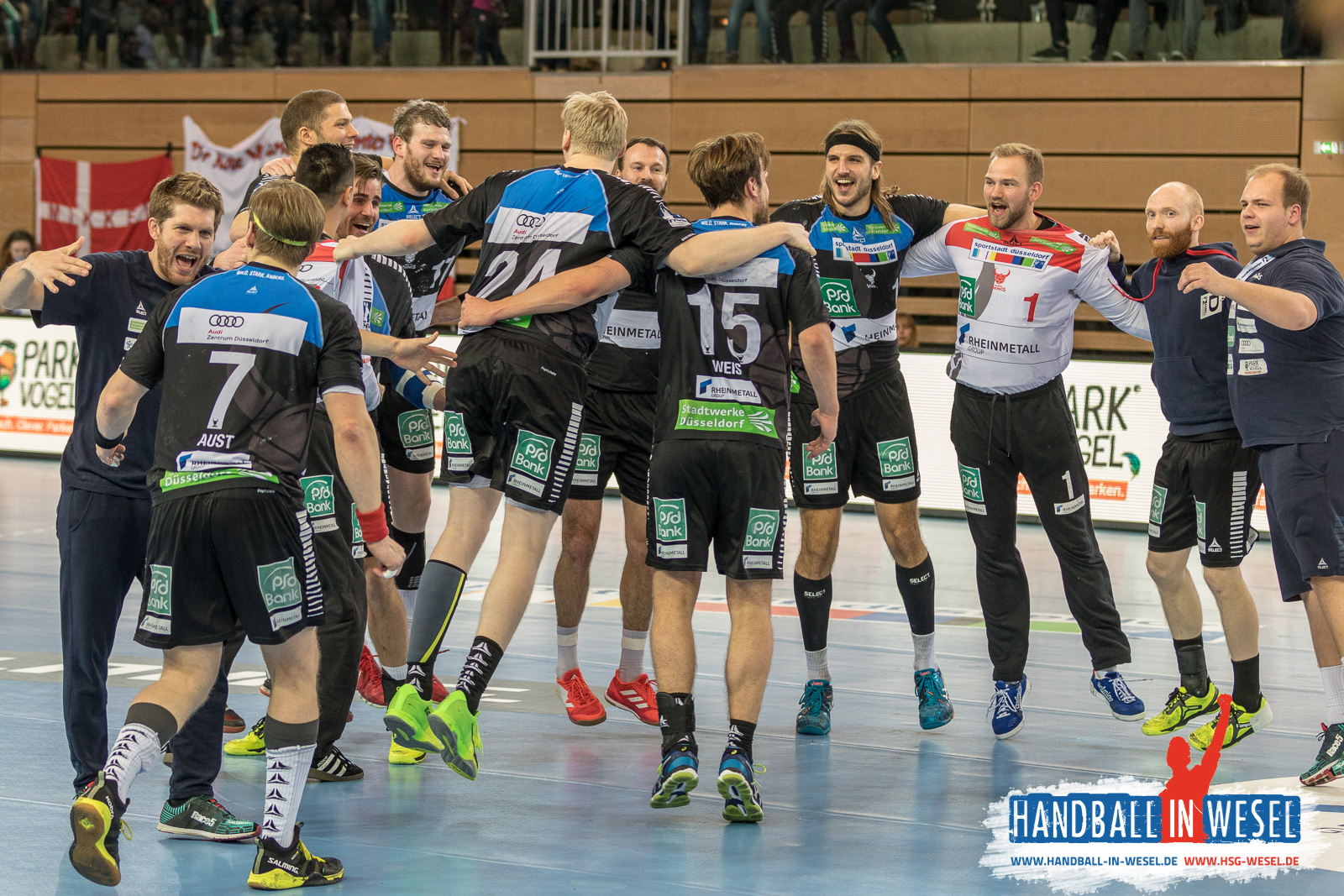 HC Rhein Vikings - TuSEM Essen 32:29 (17:14) / 2.Liga / DKB Hand